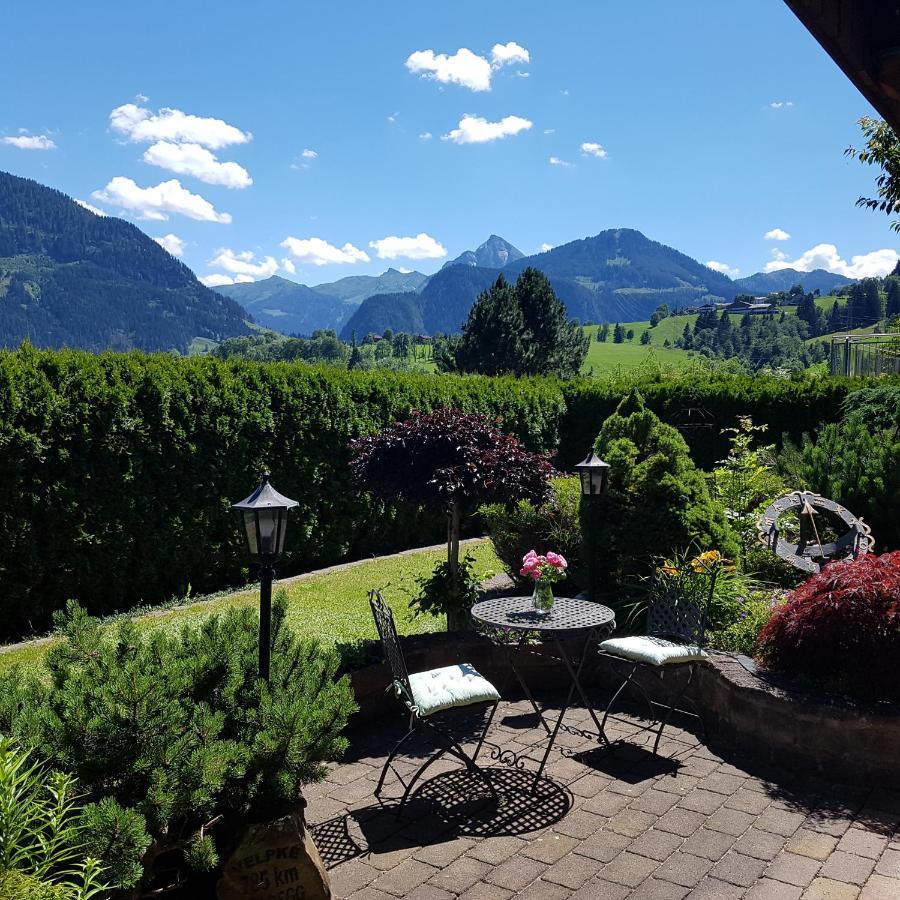 Ferienwohnung Alpenrose Goldegg Dış mekan fotoğraf